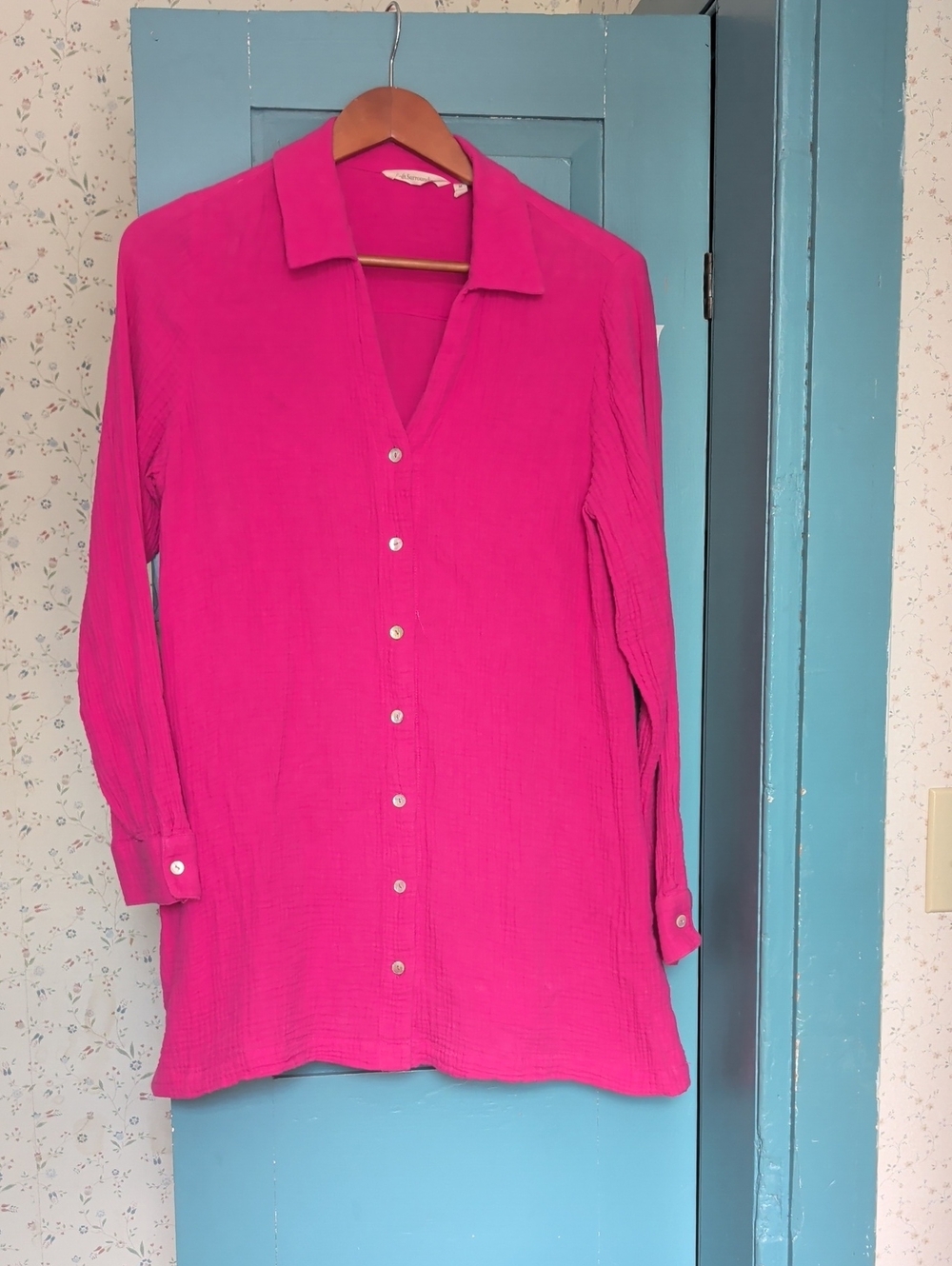 Soft Surroundings Top Hot Pink Shell Button-Down M Blouse Fuschia Cotton Gauze